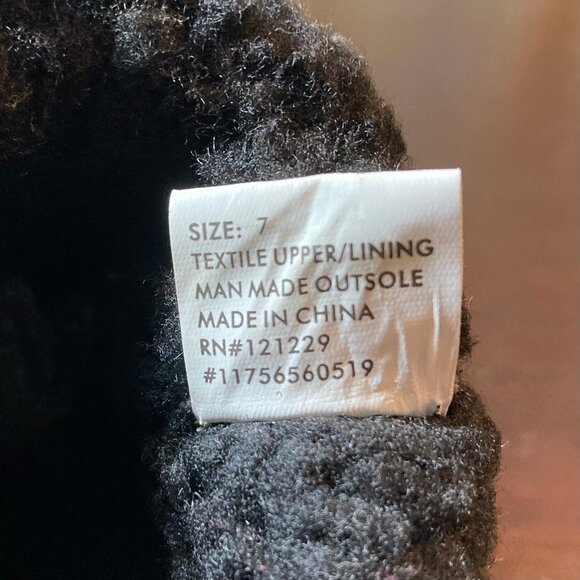 bebe Girls Black Suede Fabric Booties, Lined with Faux Fur, Rubber Soles, sz 7 - Picture 8 of 11